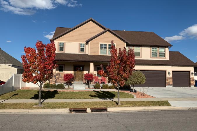 Beautiful Home in Rose Crest Herriman - https://www.utahrealestate.com/1664290