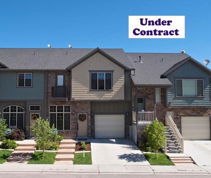 Stylish Saratoga Springs Townhome